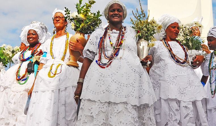 Traditional Dress in Brazil ...